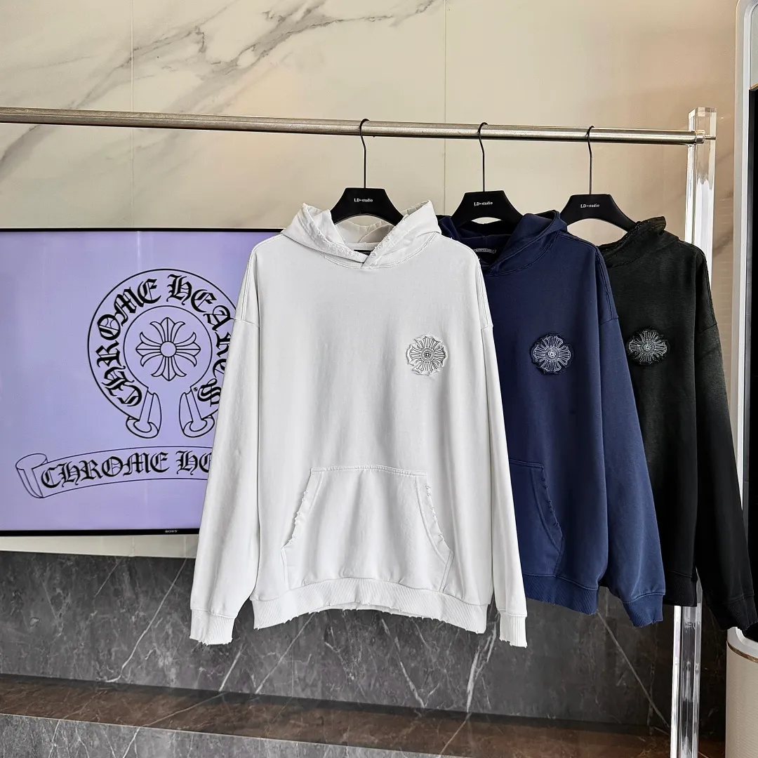 P320 🔥🔥🔥ceiling level 𝗖𝗵𝗿𝗼𝗺𝗲 𝗛𝗲𝗮𝗿𝘁𝘀/Cro Heart 2025 cross patch embroidery summer new original single counter American acid washed distressed laser burnt patch embroidery couple casual hooded sweatshirt 👑The highest version! Customized fabric 440g tripe terry fabric! American acid-washed and distressed original fabric laser burnt ✟appliqué embroidery and exquisite embroidery of letters! The best-selling model at the counter. It is very comfortable to wear. It is low-key yet luxurious. It is very classy when worn. The large size and tailoring are needless to say. The upper body is exquisite and vivid. 👍High-end first-class materials. A truly palace-level product. The cotton from Turkey is of outstanding quality. After heavy washing, the clothes are very soft! Not picky, the upper body is absolutely stylish and extremely luxurious. Auxiliary materials: The original model has been authenticated and labeled ➕100% silk washed with water label. Genuine purchase-grade original hangtag➕matching hanging rope➕3D hanging beads➕original packaging bag. Craftsmanship: The original version has consistent wiring! The highest version of the armhole matching technique! Countless times of pattern making to 100% restore the original appearance! The correct version is the same for men and women, super eye-catching, super good-looking, and super atmospheric! Color: White Black Royal Blue Size: S-XL